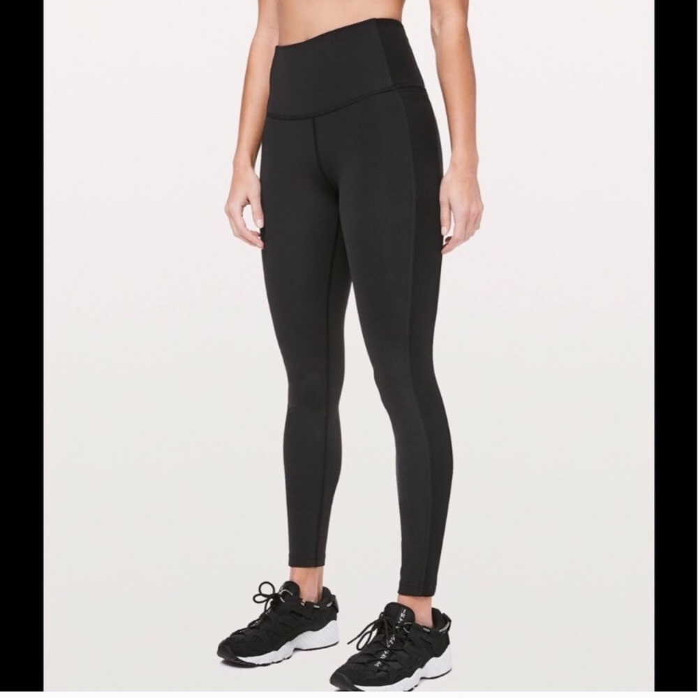 Lululemon Wunder Under high rise rib tight size 6